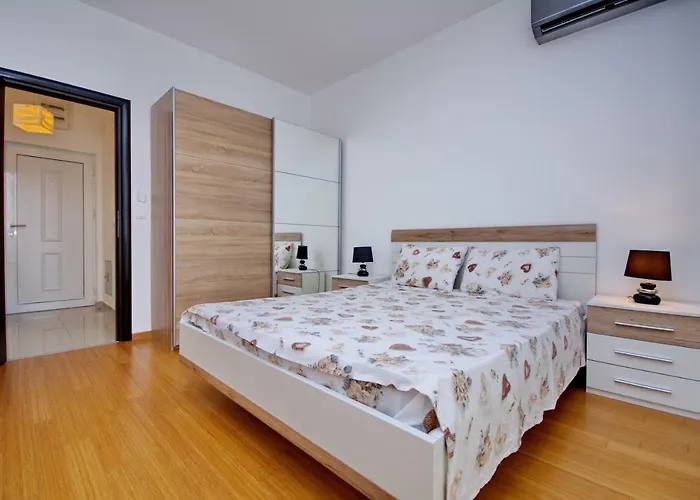 Apartment Dobrota